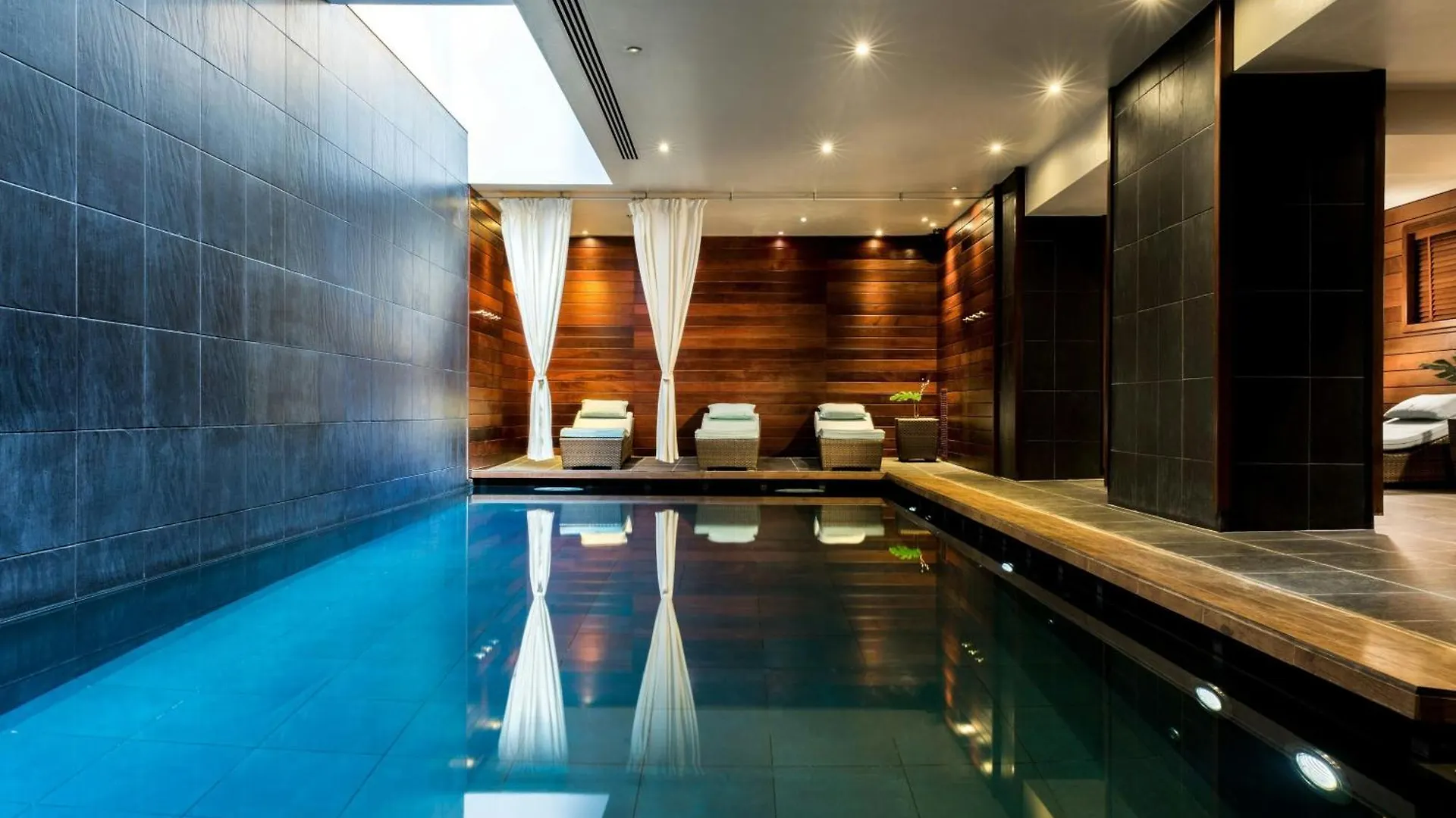 Renaissance Paris Vendome Hotel